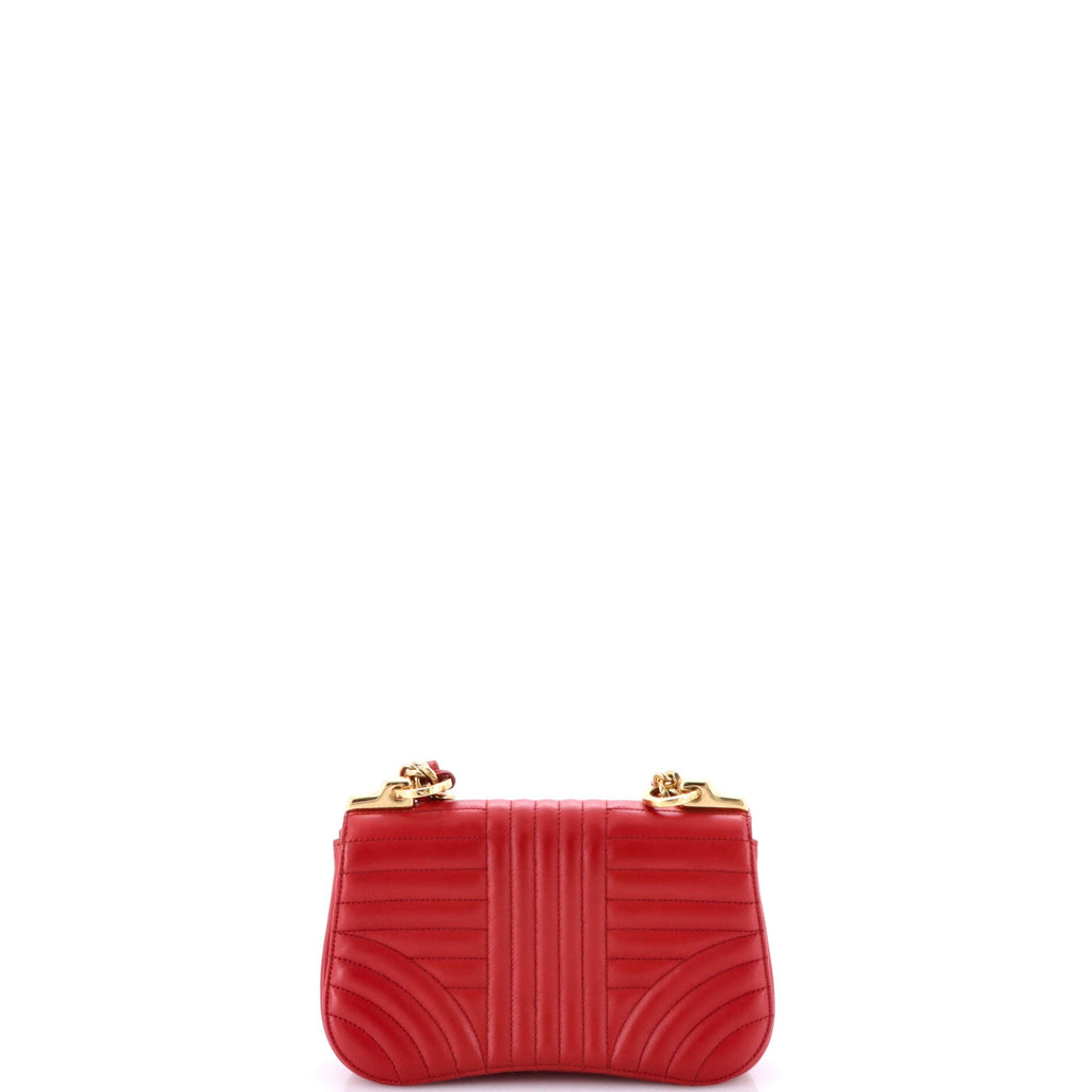 Curved Flap Chain Shoulder Bag Diagramme Quilted Leather Small