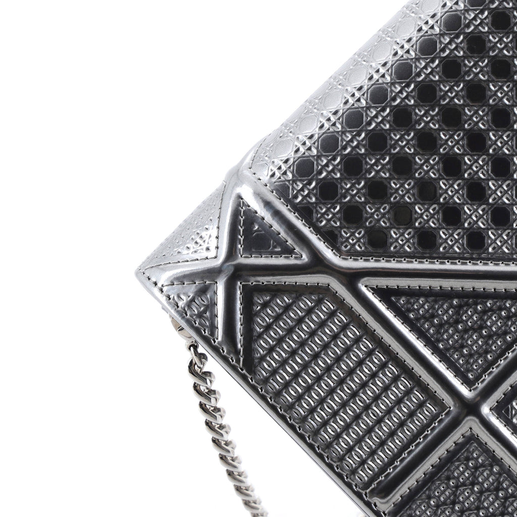 Diorama Wallet on Chain Cannage Embossed Calfskin