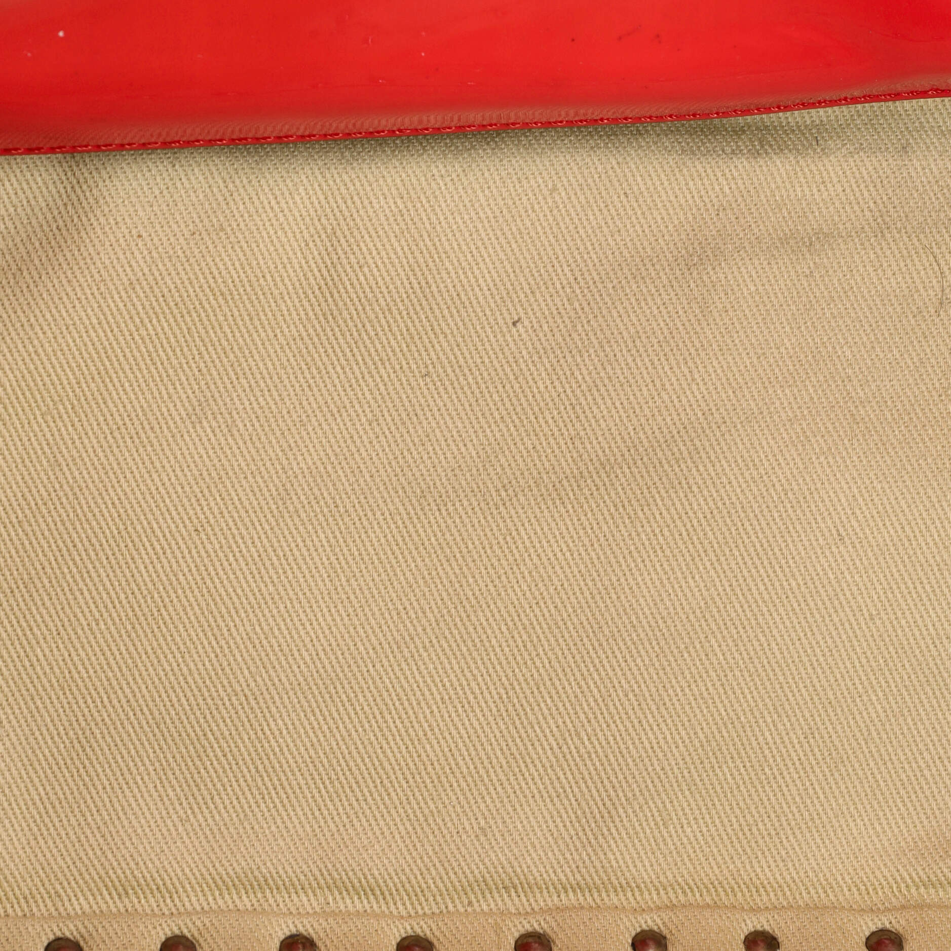 Rockstud Tote Soft Patent Medium