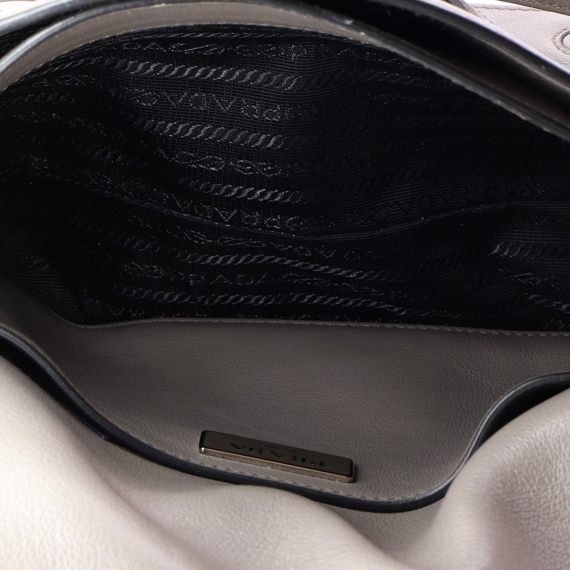 Flap Messenger Glace Calf Small