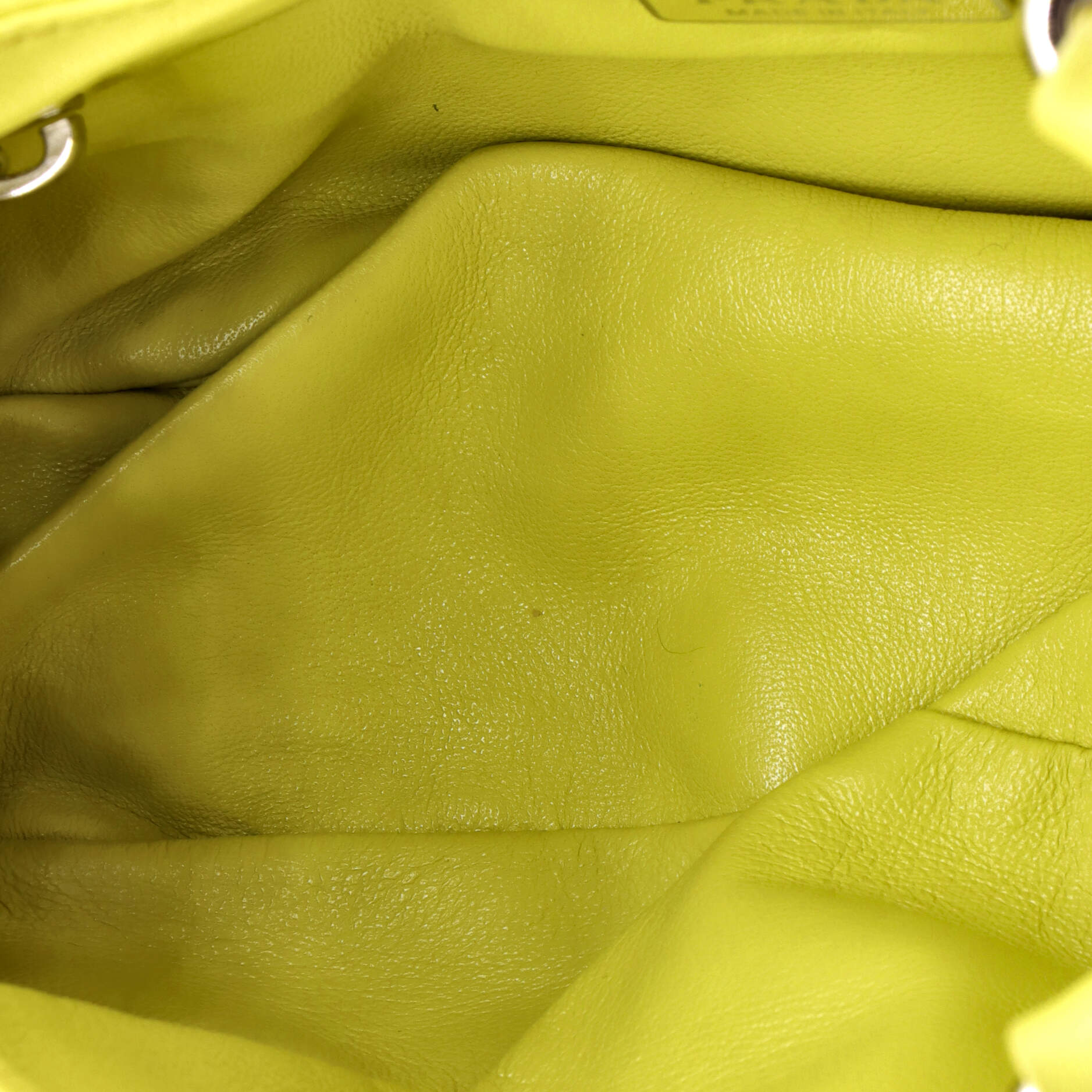 Re-Edition 2002 Moon Handle Bag Padded Nappa Leather