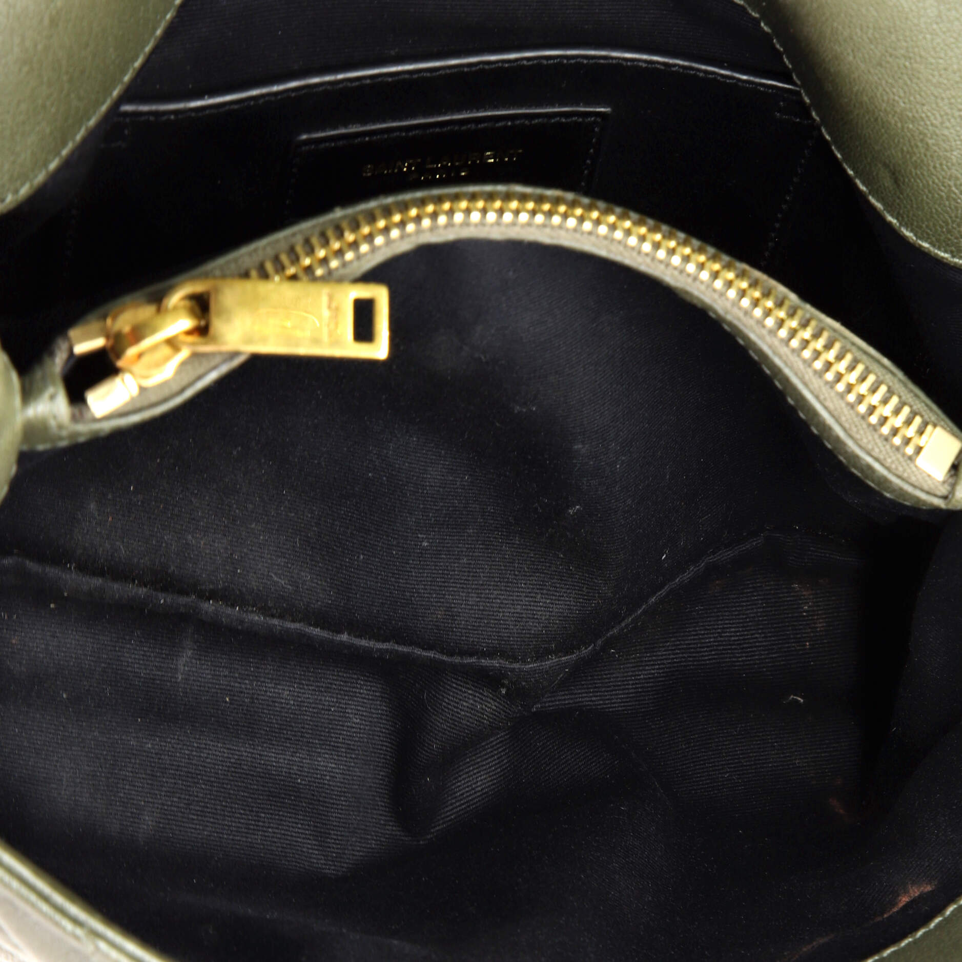 Classic Monogram College Bag Matelasse Chevron Leather Medium