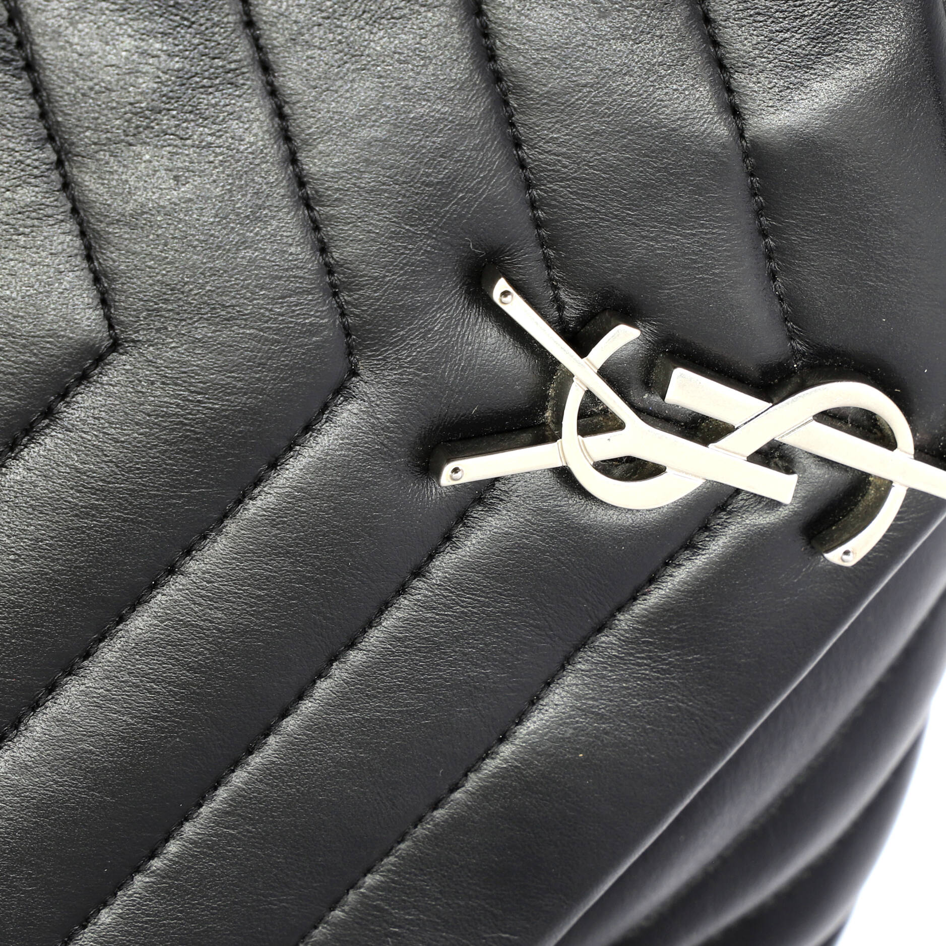 Loulou Shoulder Bag Matelasse Chevron Leather Medium