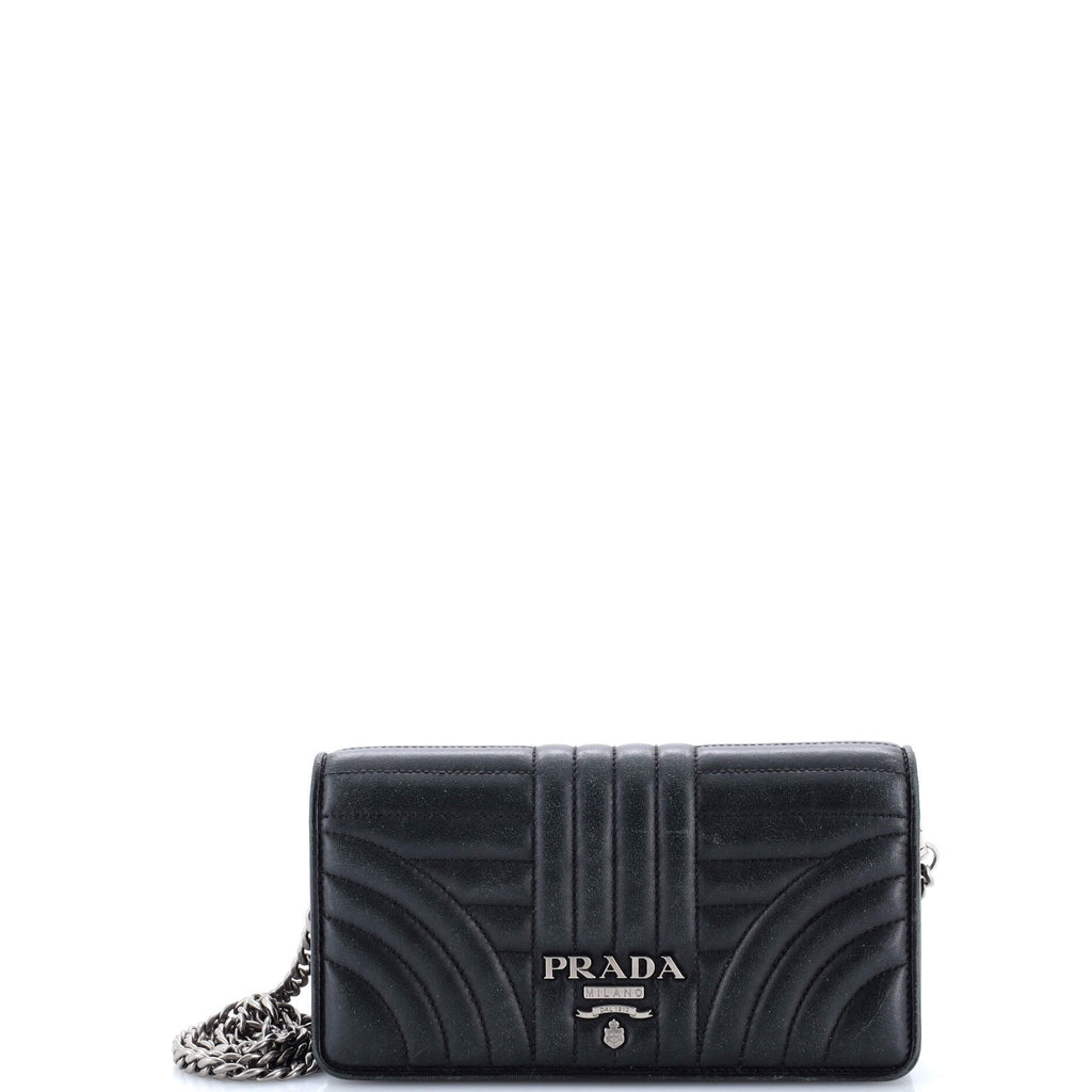 Wallet on Chain Diagramme Quilted Leather Small