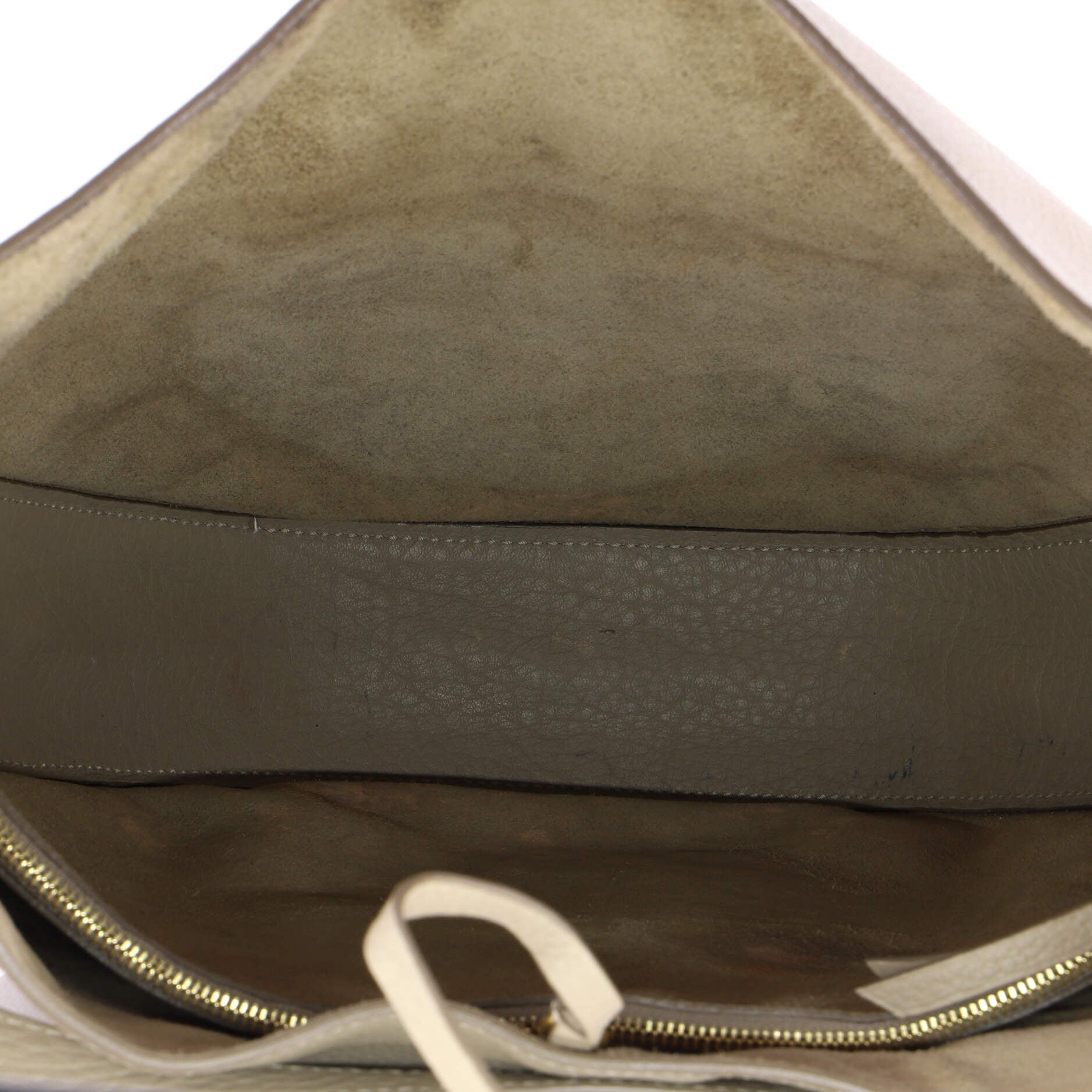 Trotteur Pocket Hobo Grainy Leather Medium