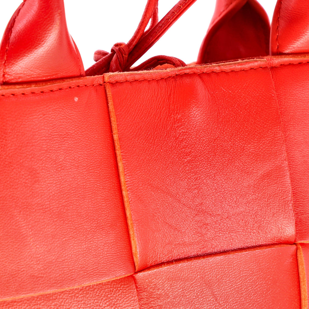 Arco Tote Maxi Intrecciato Leather Candy