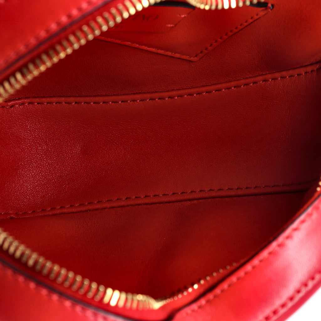 Roman Stud Amore Shoulder Bag Quilted Leather