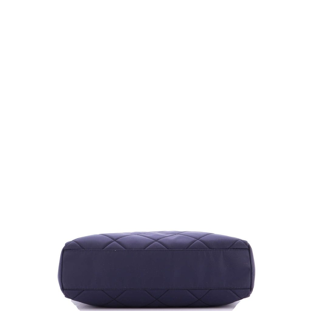 Re-Edition 1995 Chain Tote Quilted Re-Nylon Medium