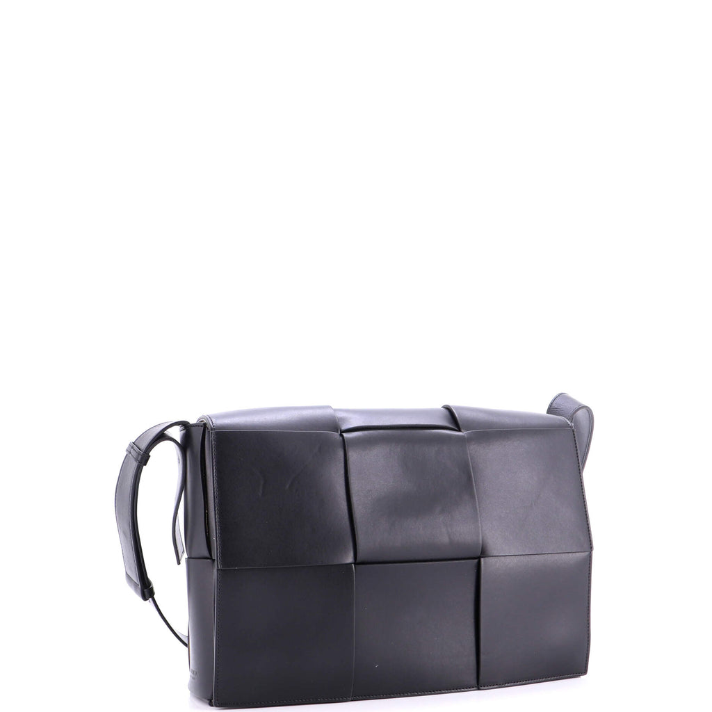 Cassette Crossbody Bag Maxi Intrecciato Leather Large