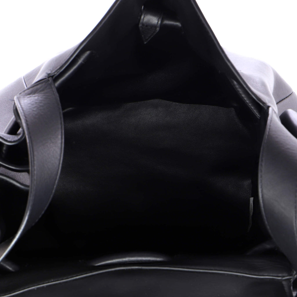 Beak Tote Bag Leather Large