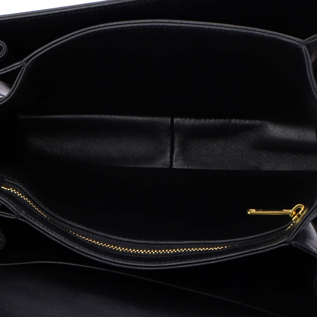 Triomphe Shoulder Bag Triomphe Canvas Medium
