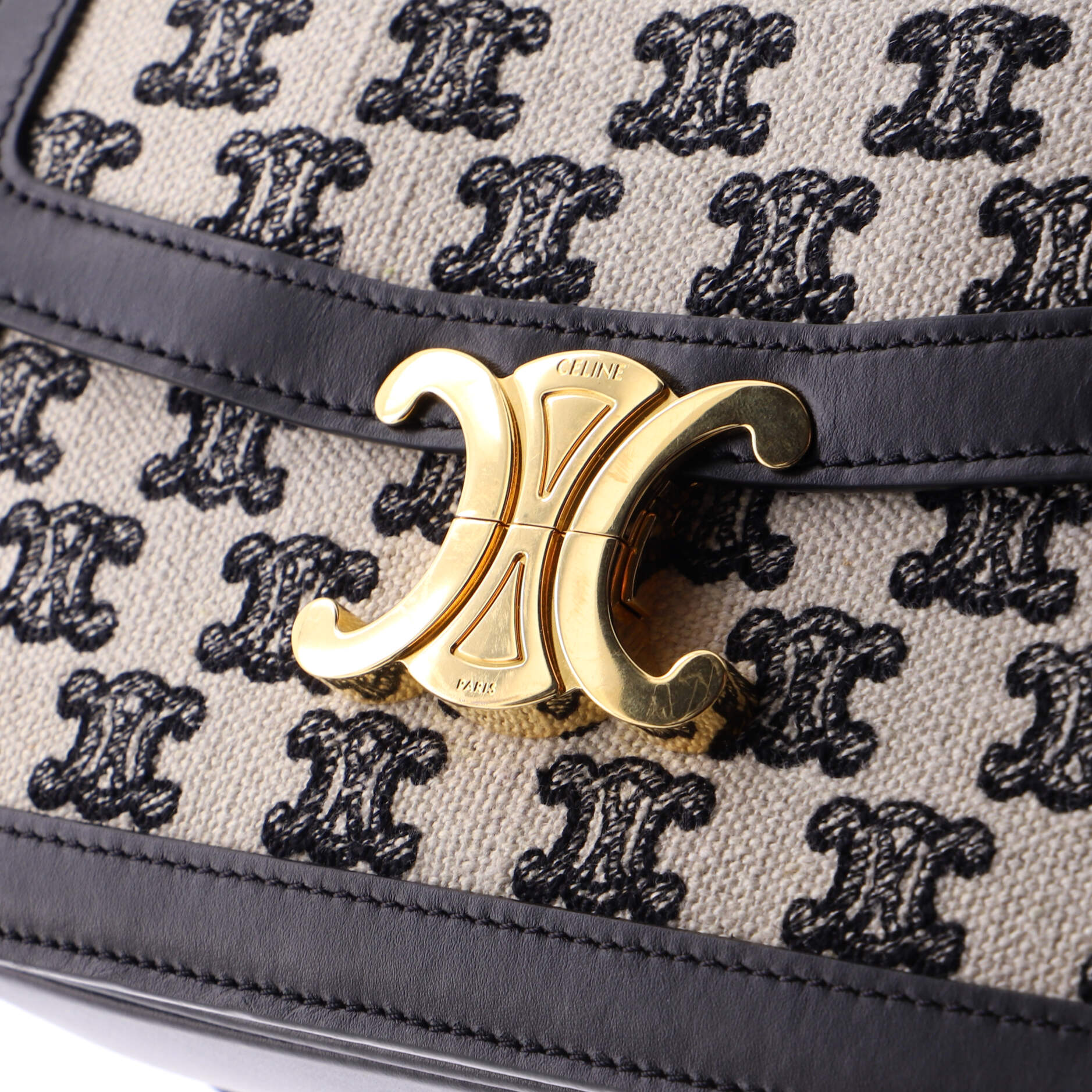 Triomphe Shoulder Bag Triomphe Canvas Medium