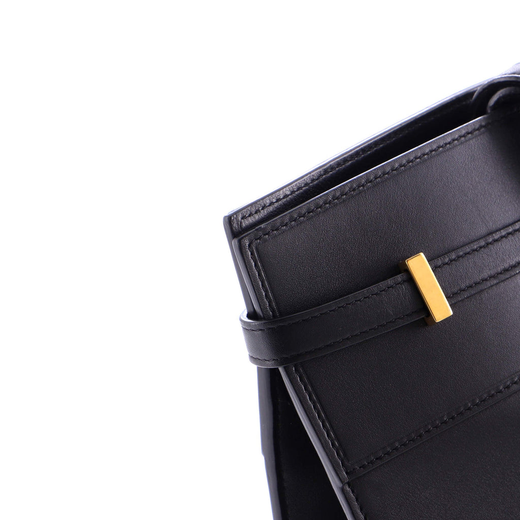 Manhattan Tote Leather Medium