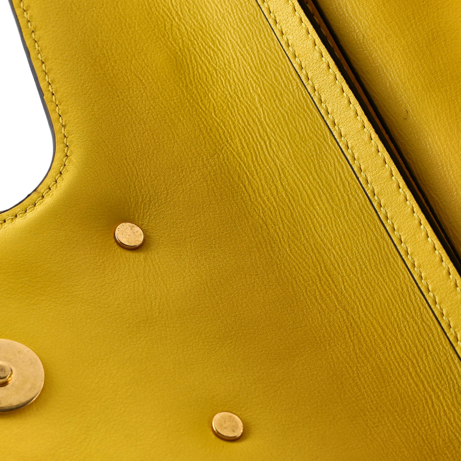 VLogo Loco Flap Shoulder Bag Leather Medium