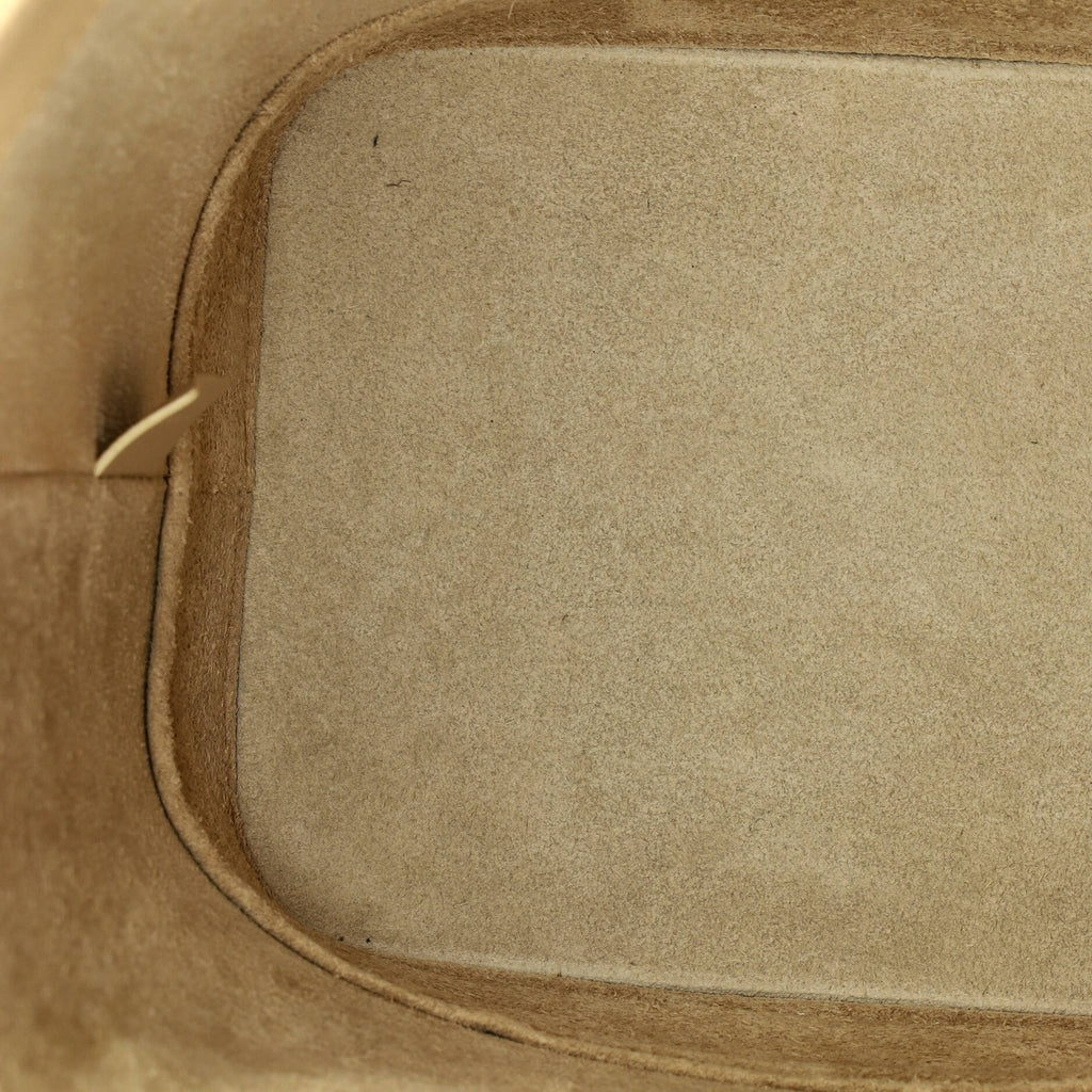 Cuir Triomphe Bucket Bag Leather Small