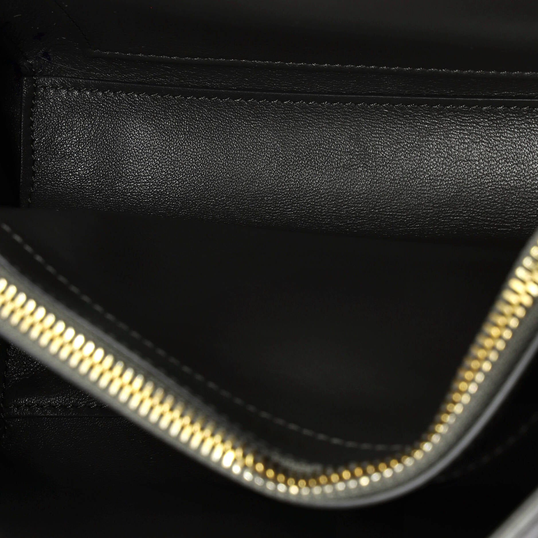 16 Top Handle Bag Smooth Calfskin Small