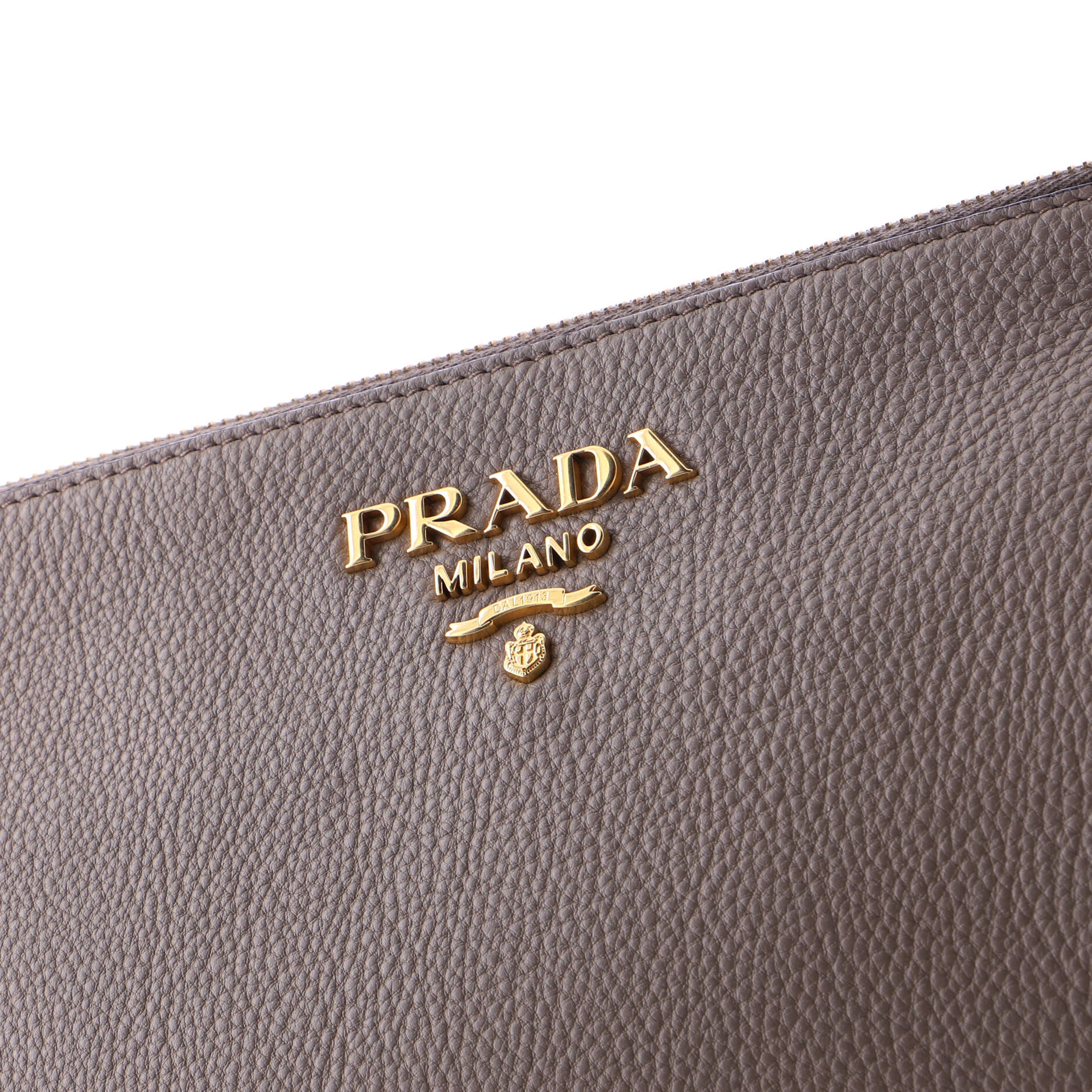 Flat Zip Crossbody Bag Vitello Daino Mini