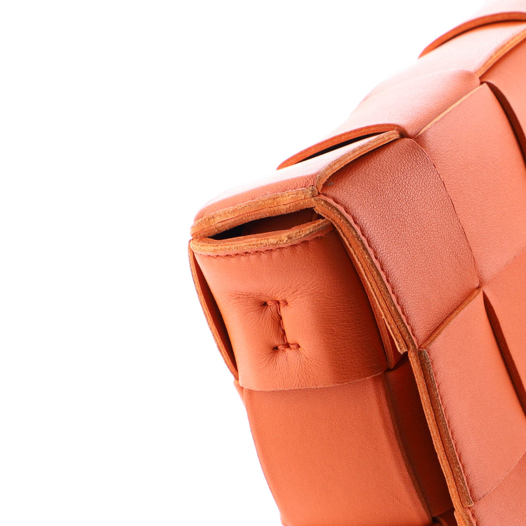 Cassette Crossbody Bag Maxi Intrecciato Leather Small