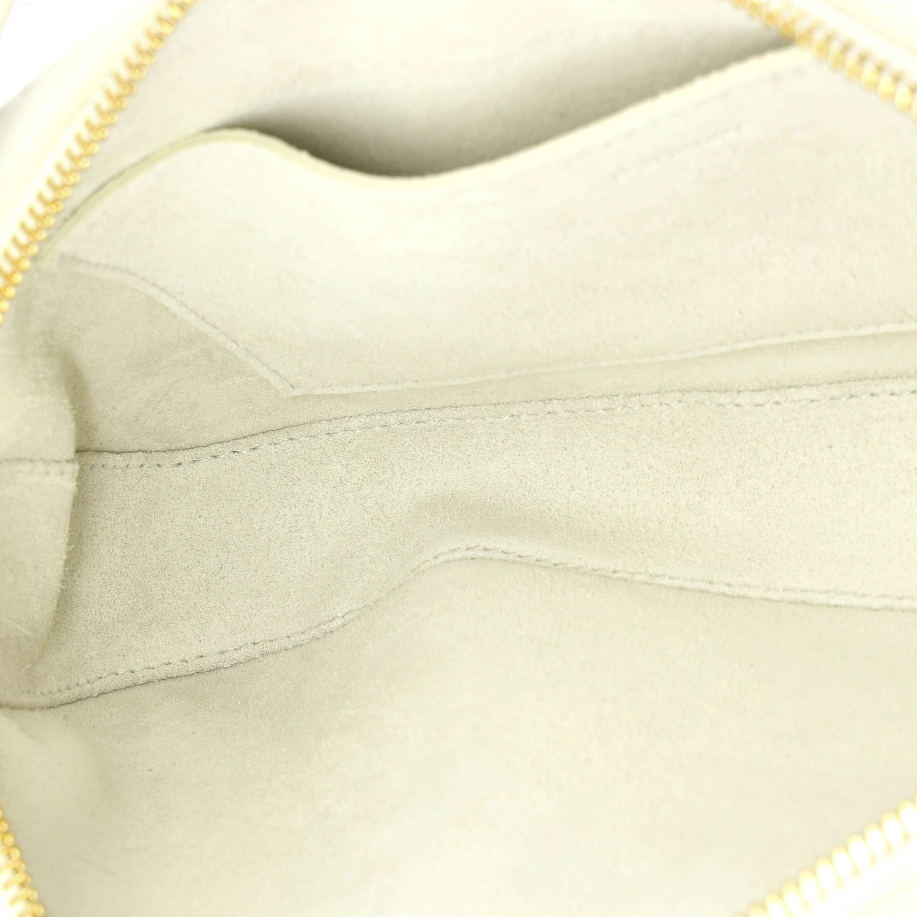 Cuir Triomphe Camera Shoulder Bag Leather Small