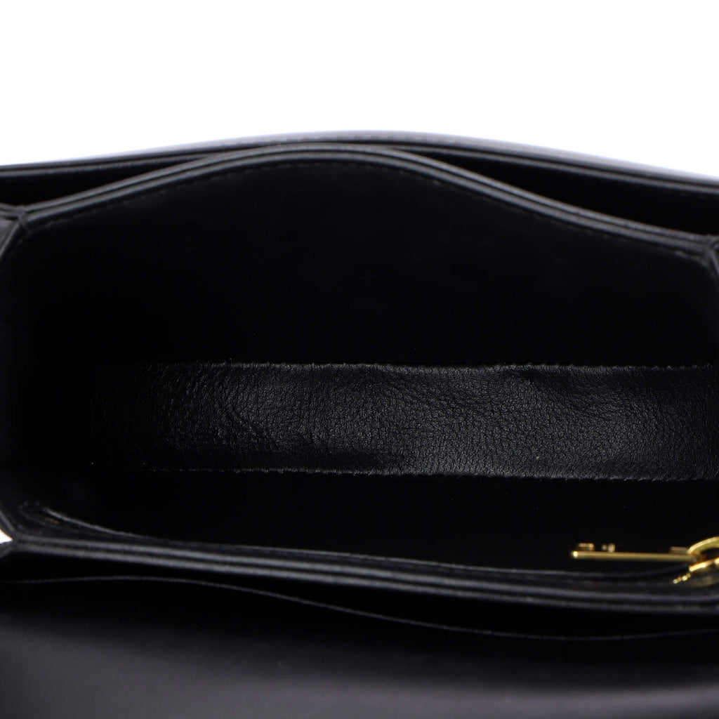 Triomphe Besace Clea Flap Bag Leather