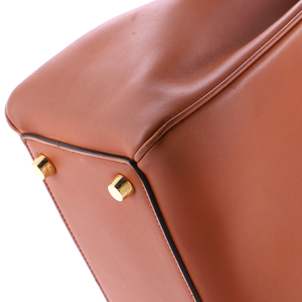 16 Top Handle Bag Smooth Calfskin Medium