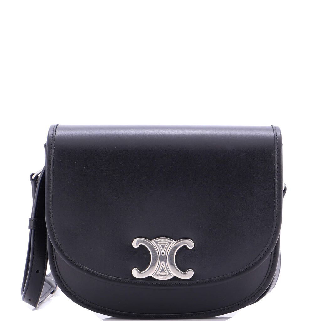 Besace Triomphe Shoulder Bag Leather Medium