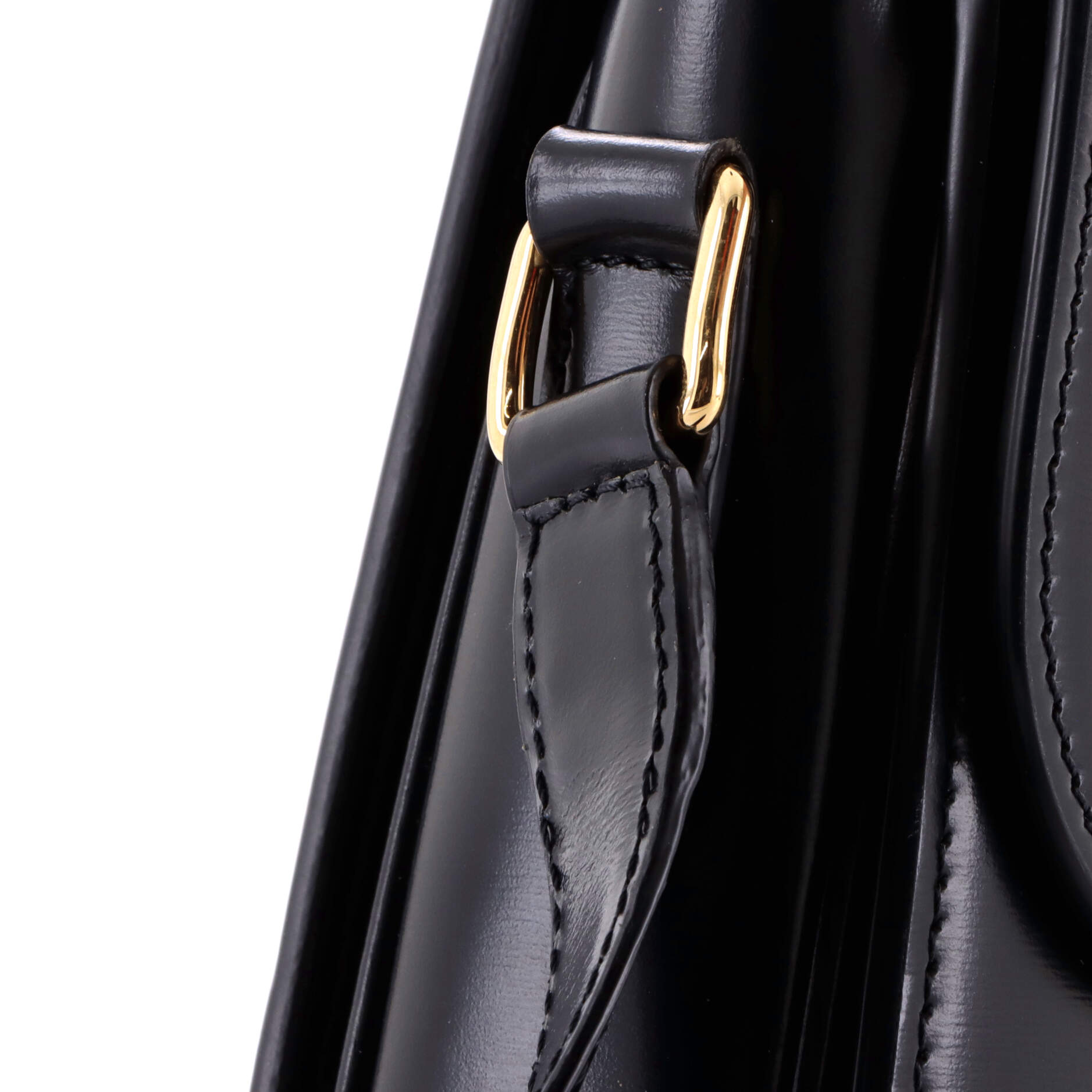 Triomphe Shoulder Bag Smooth Calfskin Medium