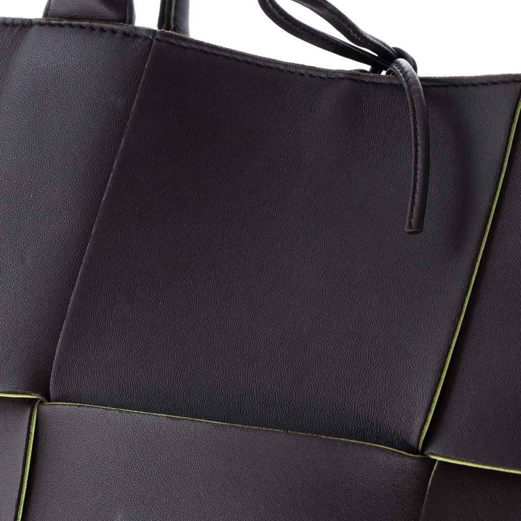Arco Tote Maxi Intrecciato Leather Medium
