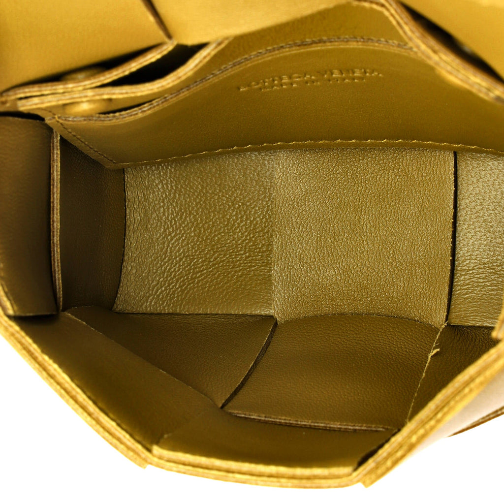 Cassette Crossbody Bag Maxi Intrecciato Leather Candy