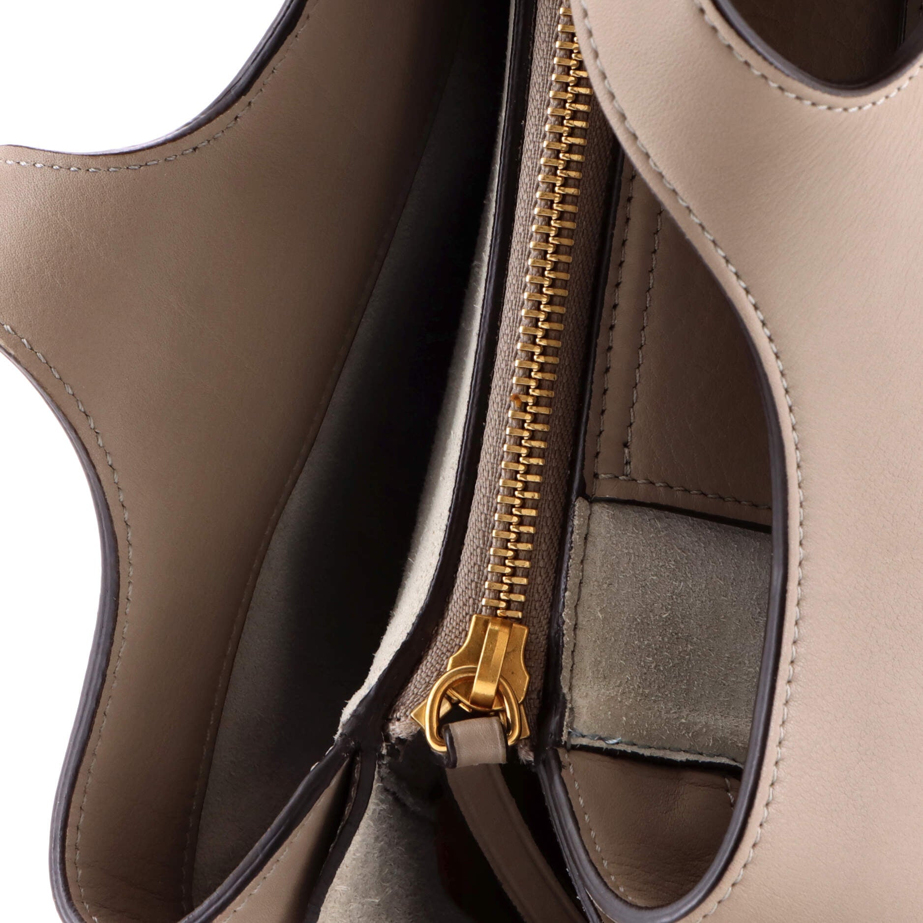 Tri-Fold Shoulder Bag Grained Calfskin Medium