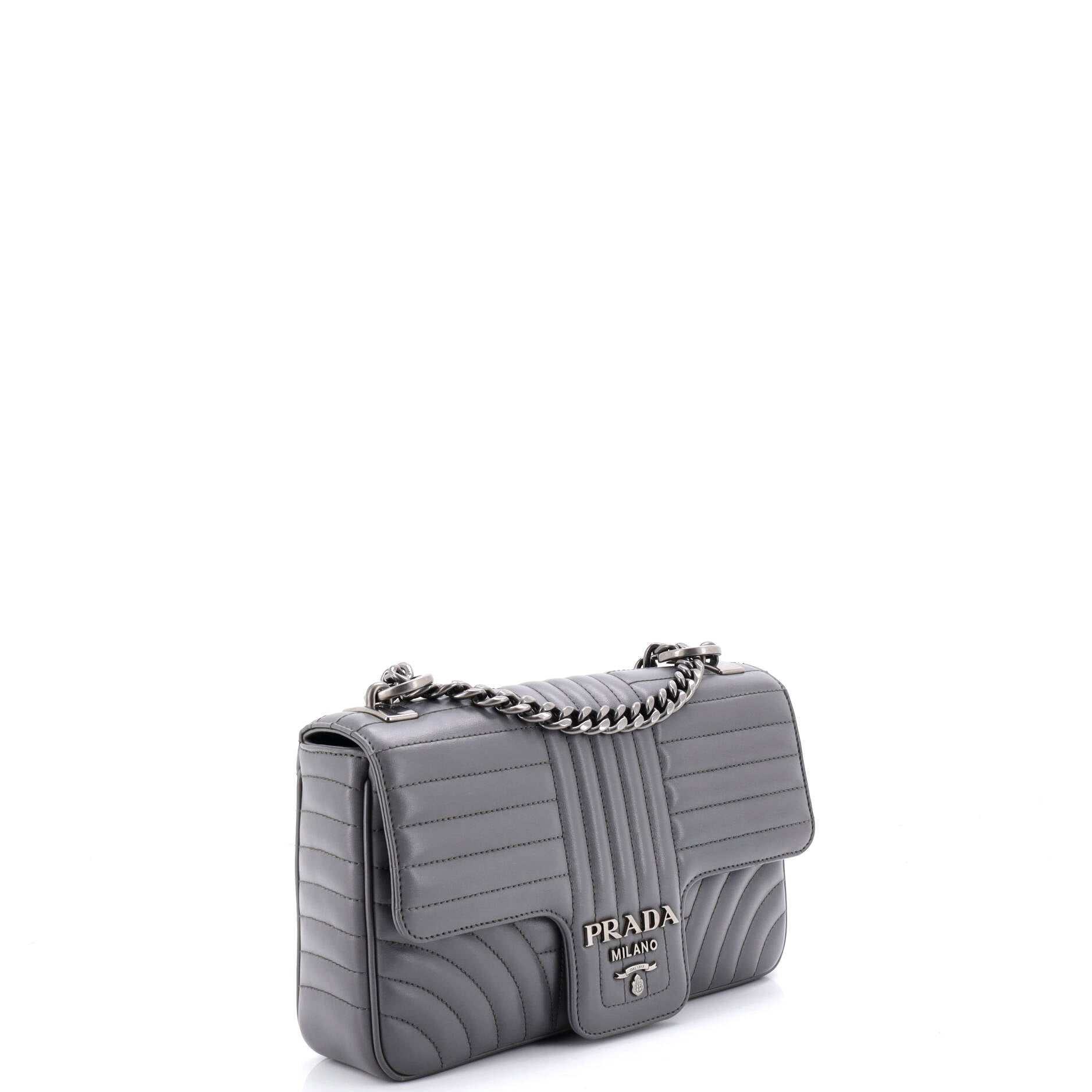 Chain Flap Shoulder Bag Diagramme Quilted Leather Medium
