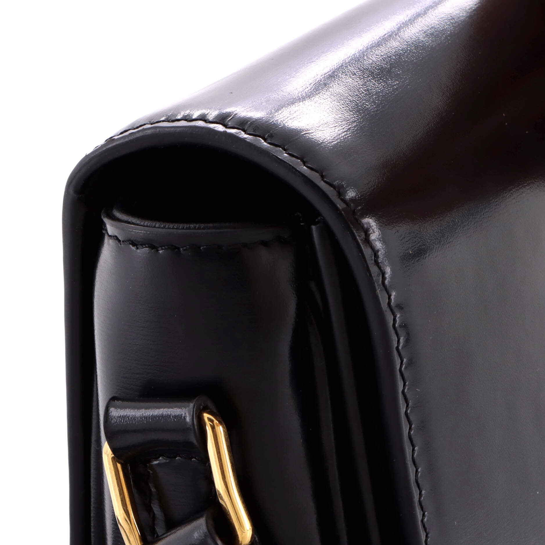 Triomphe Shoulder Bag Smooth Calfskin Teen