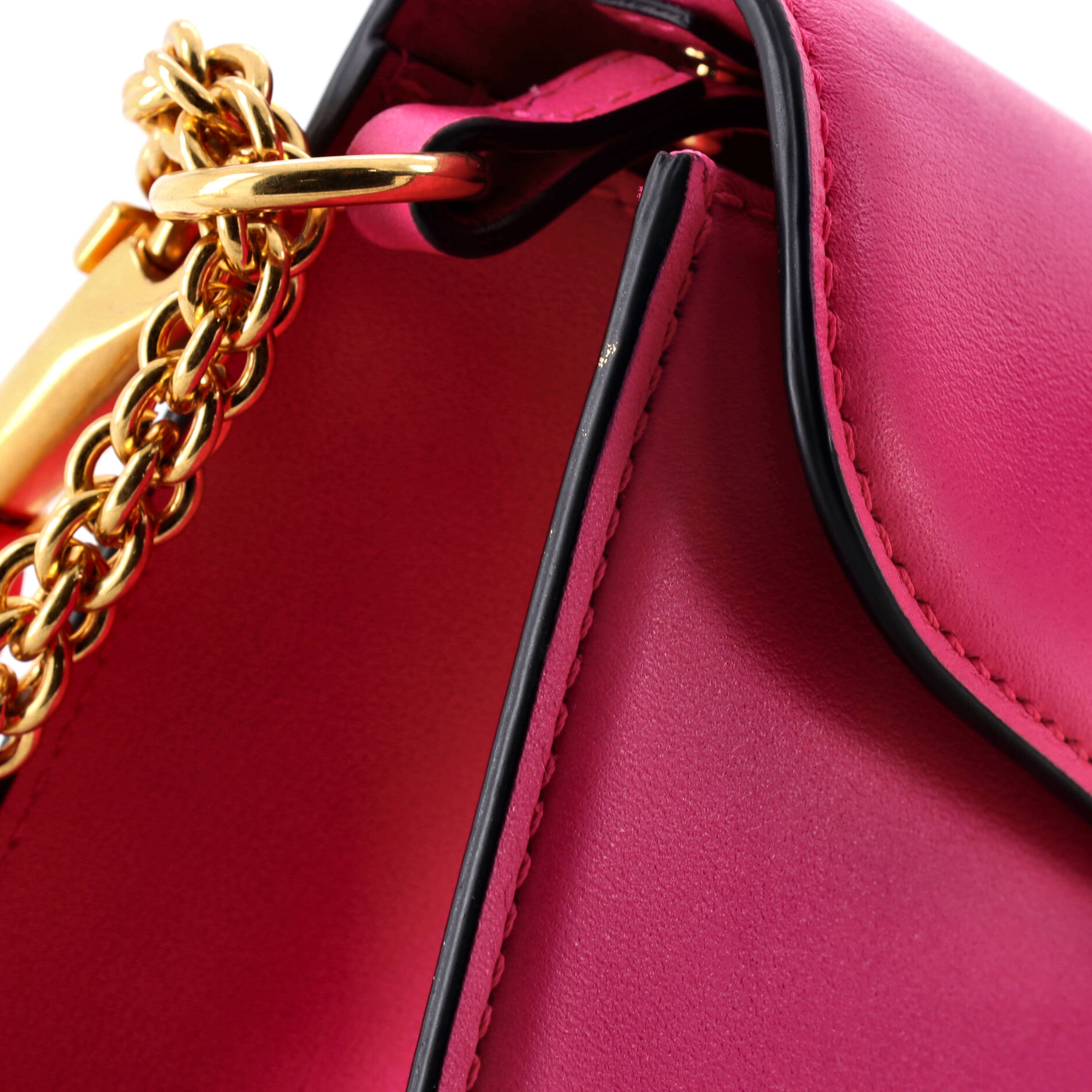 VLogo Loco Flap Shoulder Bag Leather Medium