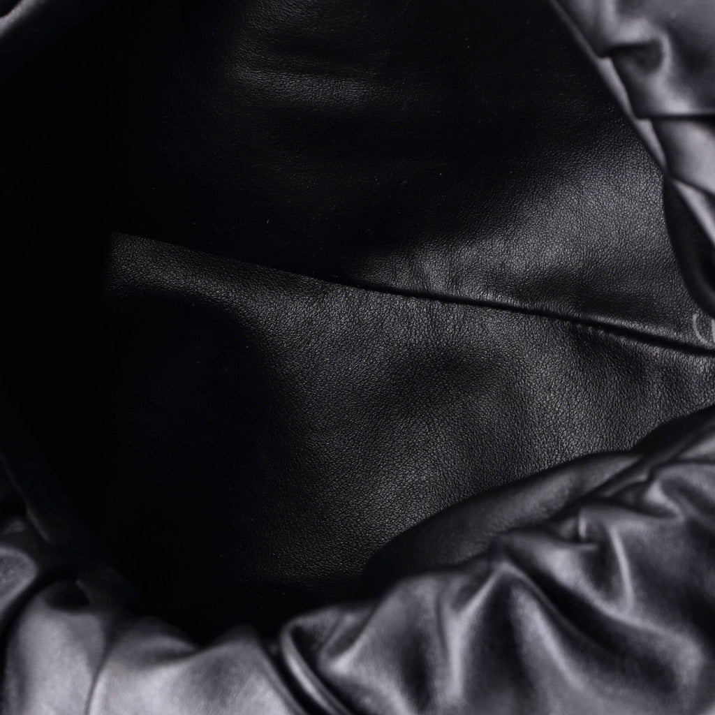 The Chain Pouch Leather
