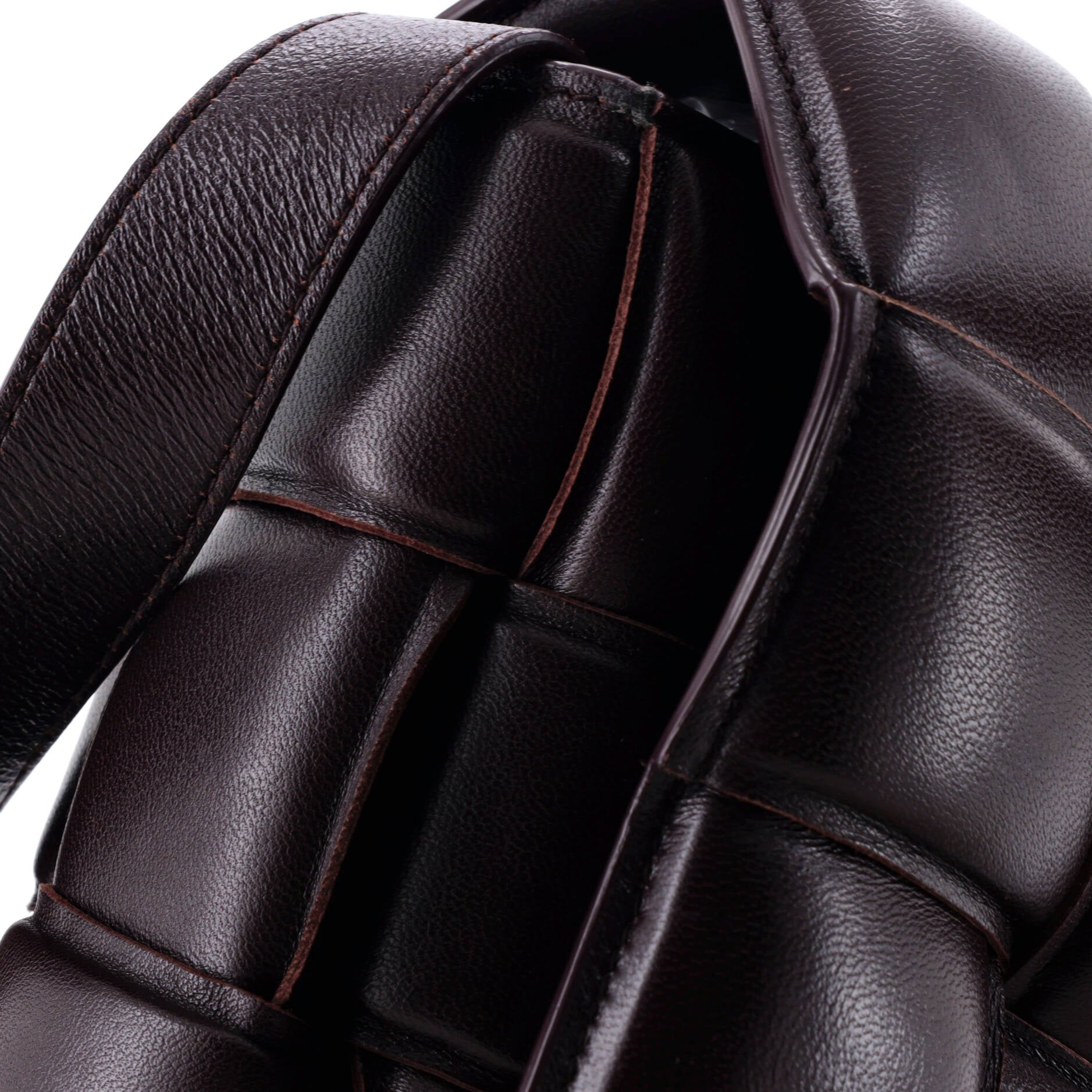 Cassette Crossbody Bag Padded Maxi Intrecciato Leather Small