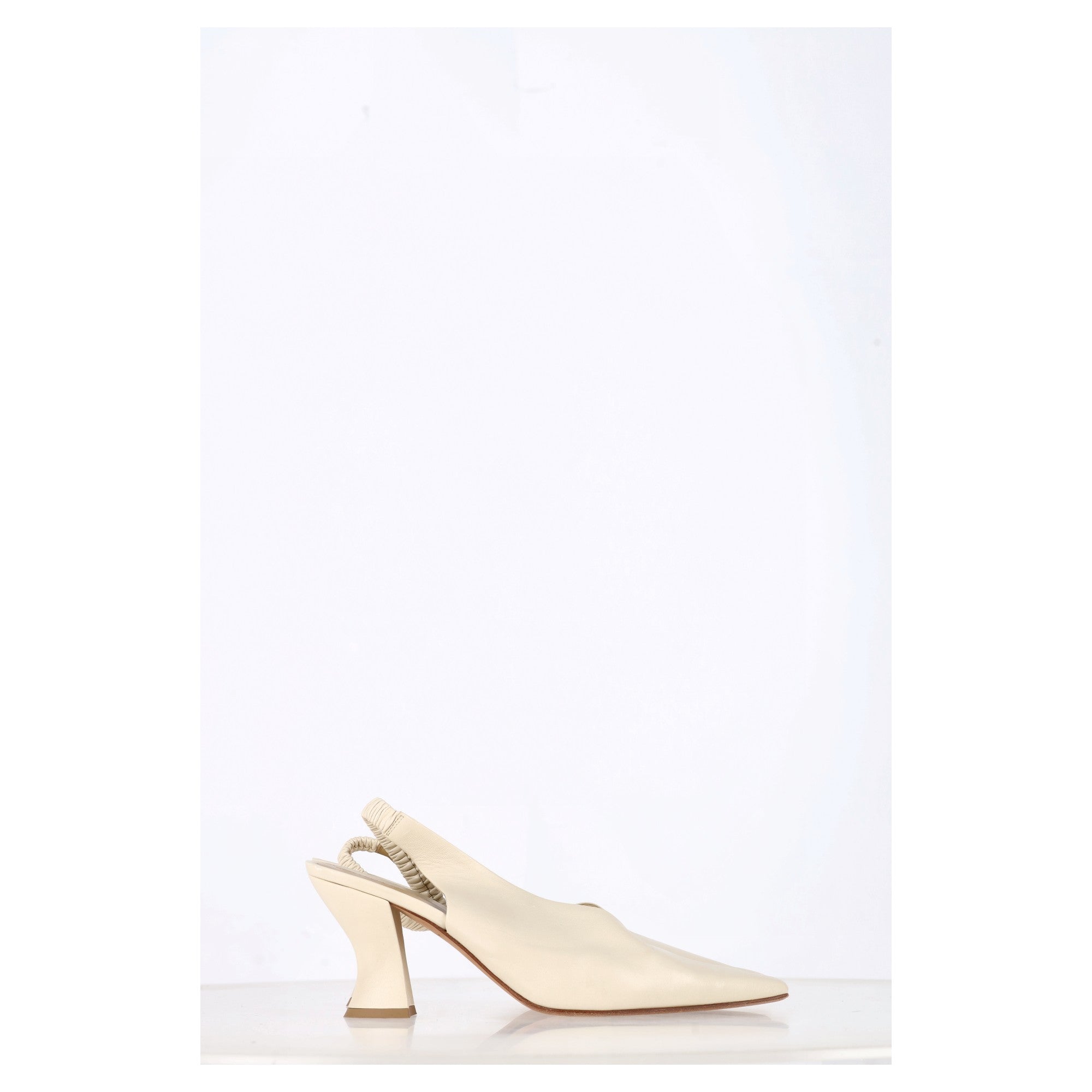 Bottega Veneta Almond Slingback Pumps in Cream Leather