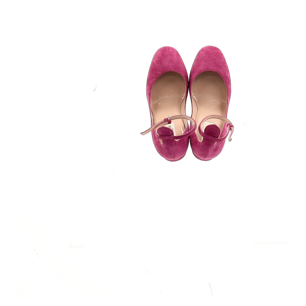 Valentino Tan-go Pumps In Pink Suede