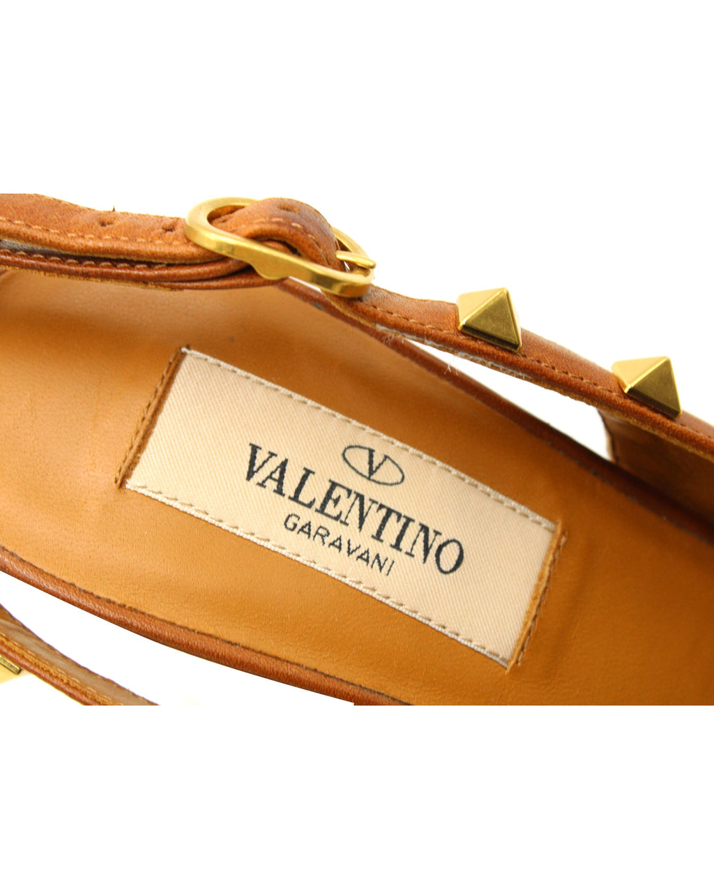 Valentino Garavani Rockstud Leather Trimmed Slingback Heels in Beige Raffia