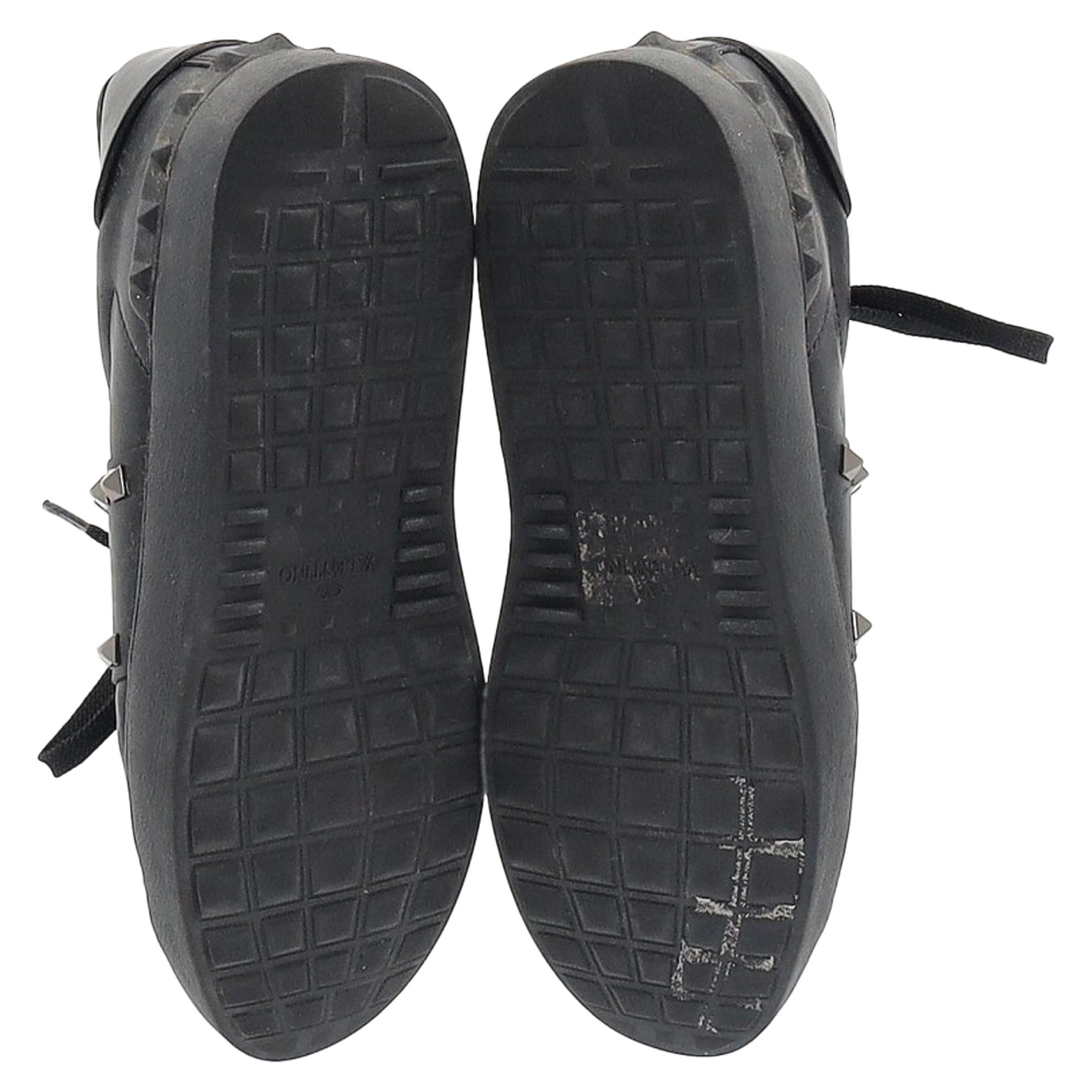 Valentino Garavani Rockstud Lace-Up Sneakers in Black Calfskin Leather