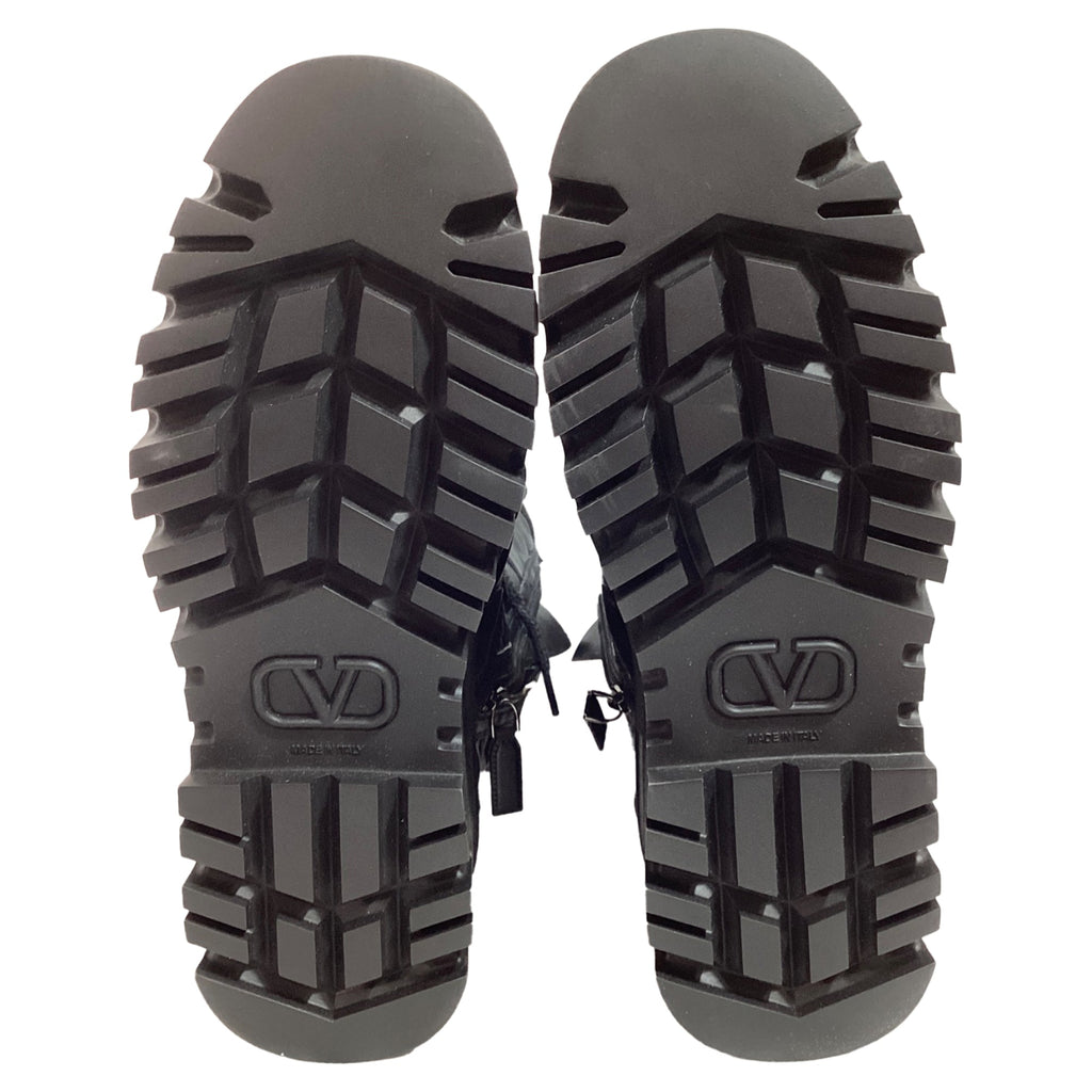 Valentino Garavani Atelier 03 Rose Edition Combat Boots in Black Leather