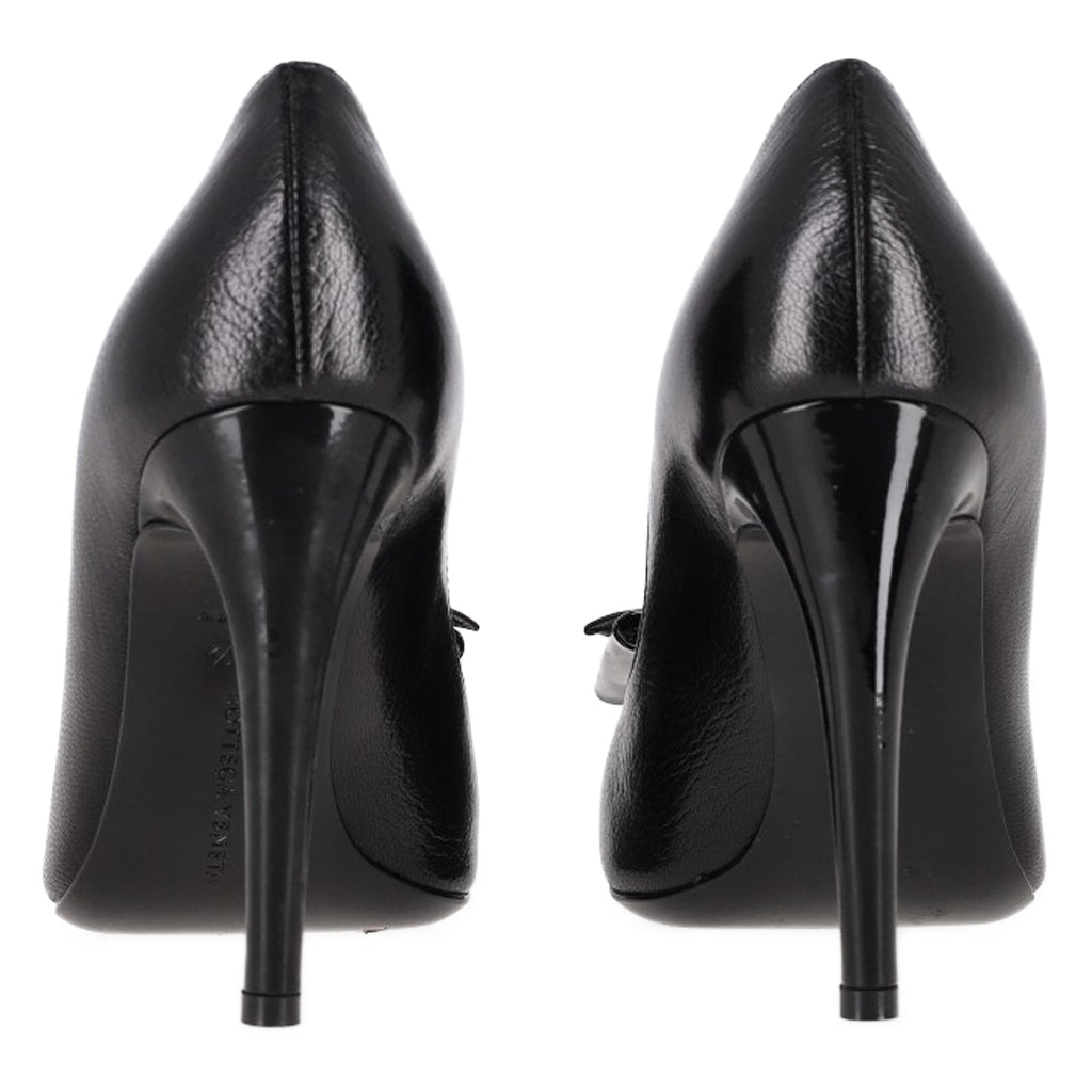 Bottega Veneta Bow Detail Pumps in Black Leather