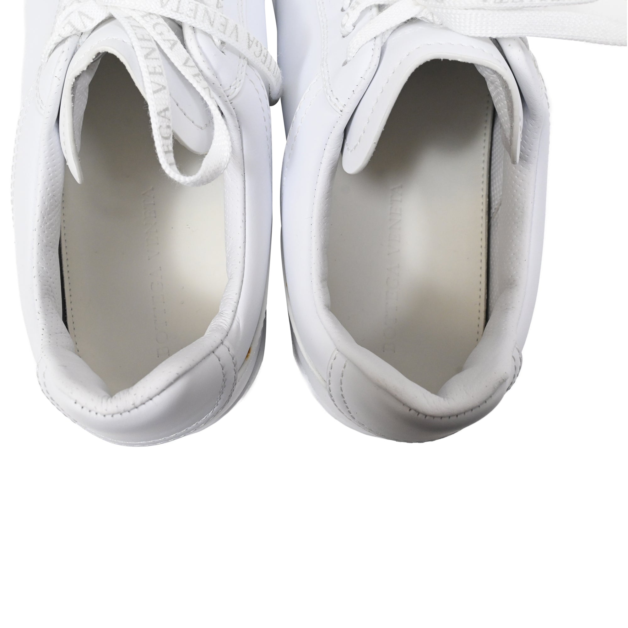 Bottega Veneta Low-Top Sneakers in White Leather