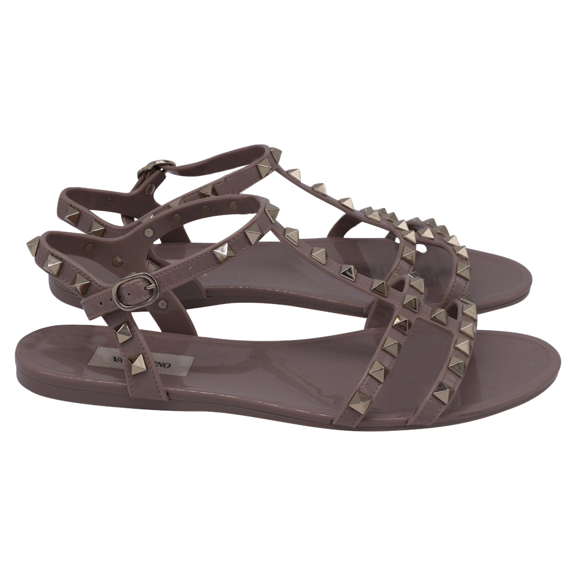 Valentino Garavani Rockstud Flat Sandals in Beige Rubber