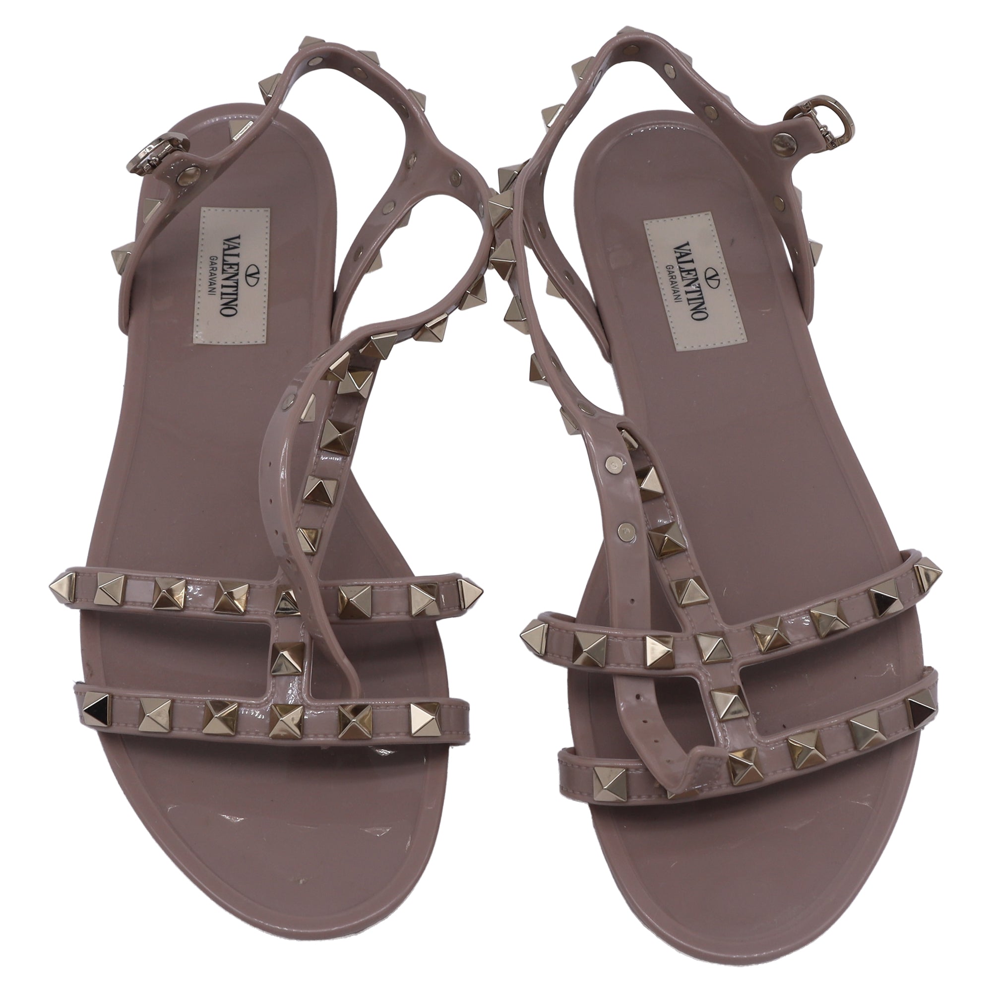 Valentino Garavani Rockstud Flat Sandals in Beige Rubber