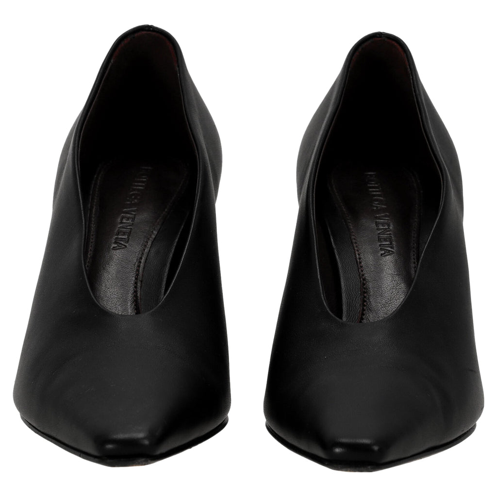 Bottega Veneta Almond Pumps in Black Lamb Leather